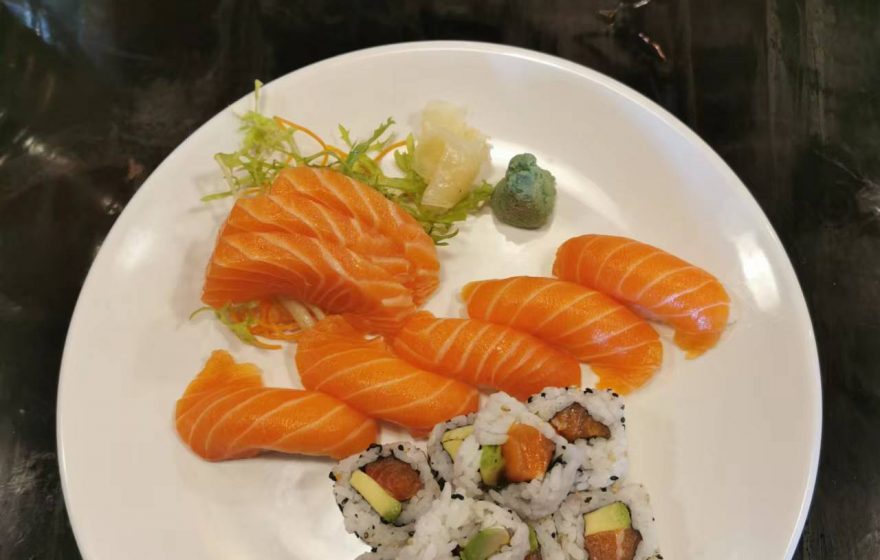 Salmon Sashimi and Sushi Set